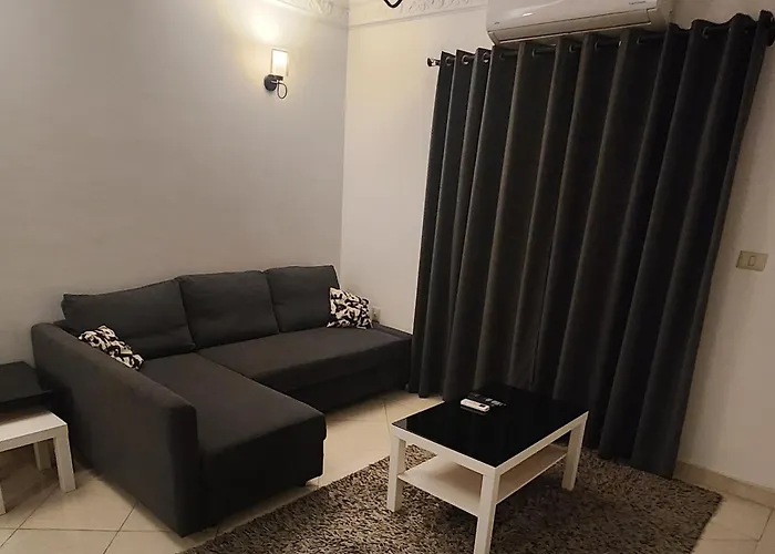 Stylish And Modern Apartment Close To The Airport